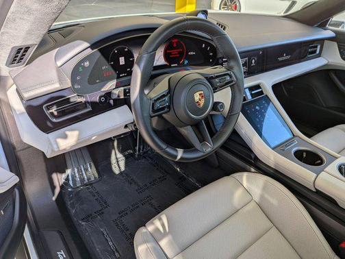 2024 Porsche Taycan Turbo S