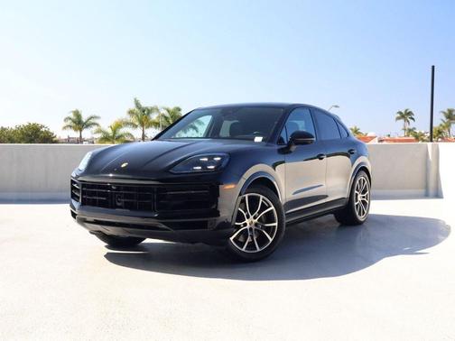 Chromite Black Metallic 2024 Porsche Cayenne Cayenne