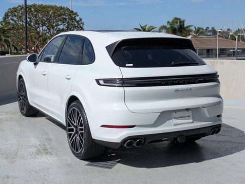 2026 Porsche Cayenne S