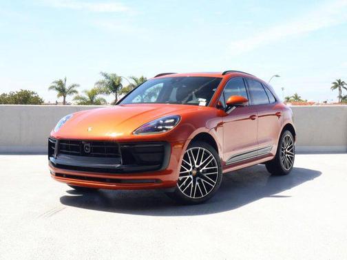 Papaya Metallic 2025 Porsche Macan Macan