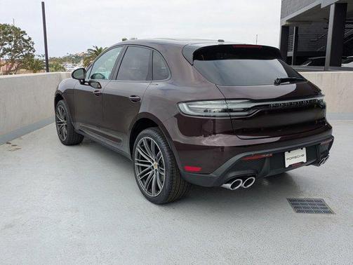 2026 Porsche Macan AWD