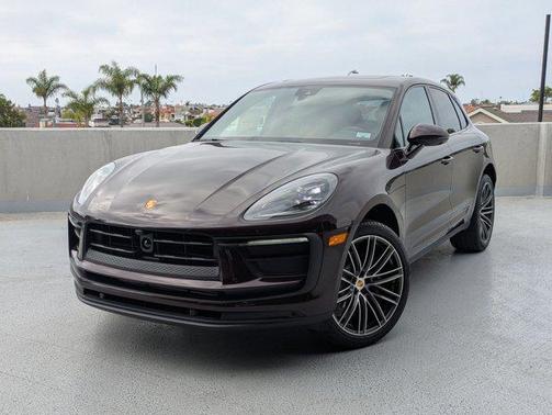 2026 Porsche Macan AWD