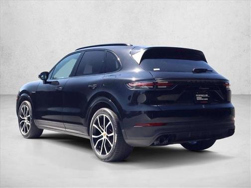 Chromite Black Metallic 2023 Porsche Cayenne Cayenne E-Hybrid