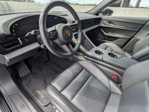 2022 Porsche Taycan RWD