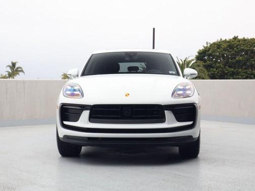 White 2025 Porsche Macan Macan