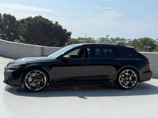 2025 Audi RS 6 Avant 4.0T