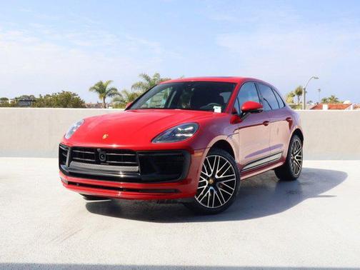 Carmine Red 2026 Porsche Macan Macan