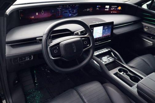 2025 Lincoln Nautilus Reserve