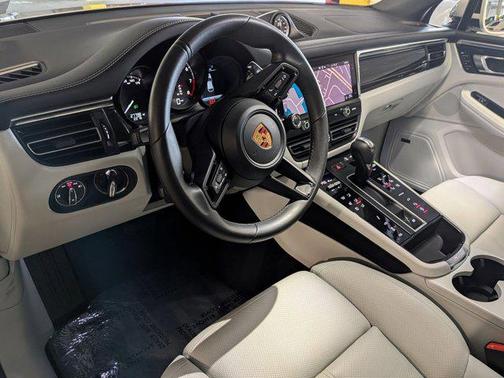 2023 Porsche Macan GTS