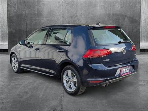 2017 Volkswagen Golf TSI S 4-Door