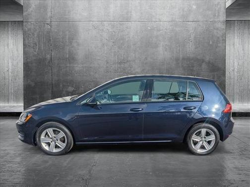 2017 Volkswagen Golf TSI S 4-Door