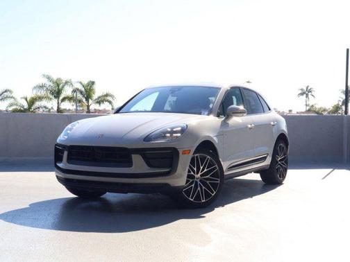 2025 Porsche Macan AWD