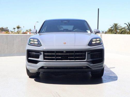 Arctic Grey 2026 Porsche Cayenne Cayenne
