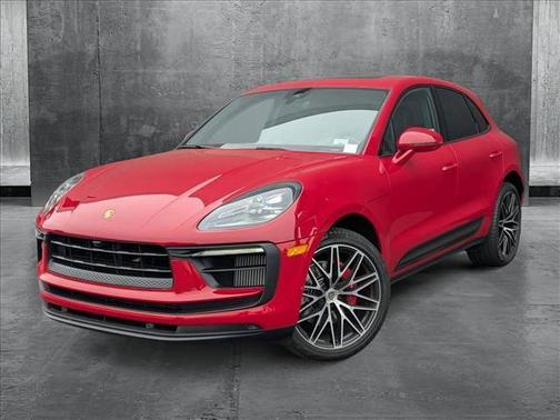 2022 Porsche Macan Base