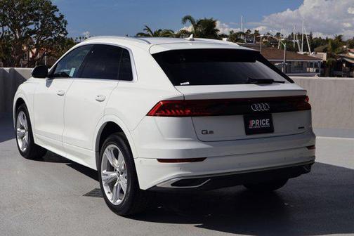 2023 Audi Q8 55 Premium