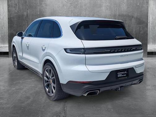 2024 Porsche Cayenne AWD