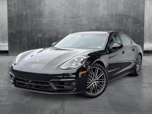 2023 Porsche Panamera Platinum Edition