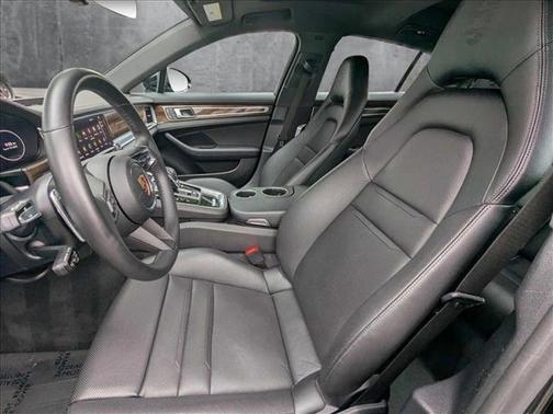 2023 Porsche Panamera Platinum Edition
