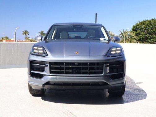 Vanadium Grey Metallic 2026 Porsche Cayenne Cayenne