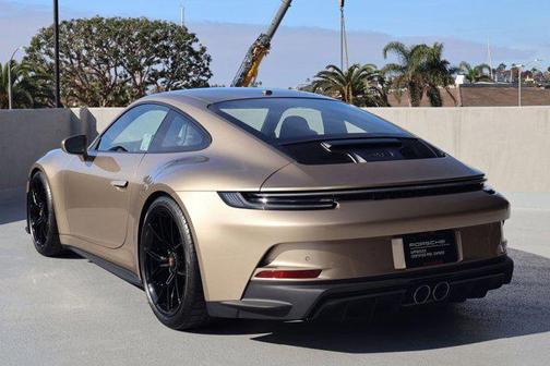 2023 Porsche 911 GT3 w/Touring Package