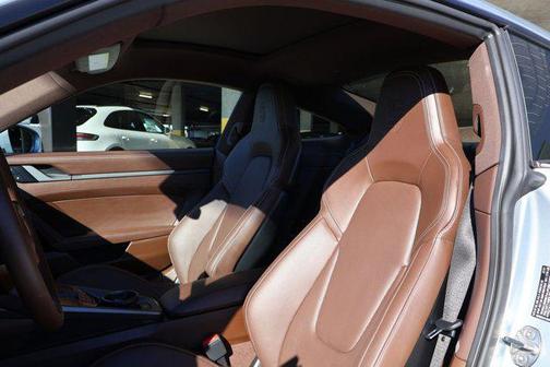 2022 Porsche 911 Carrera