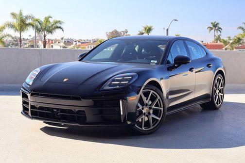 2026 Porsche Panamera RWD