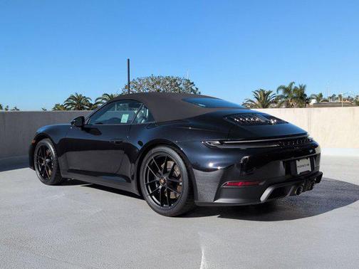 2026 Porsche 911 Carrera GTS