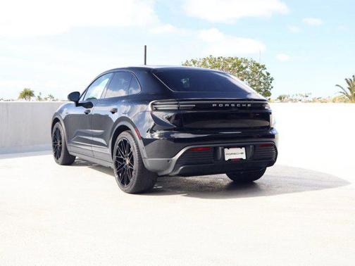 2026 Porsche Macan Electric