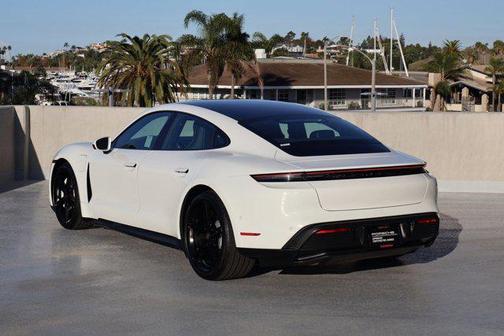 2022 Porsche Taycan RWD