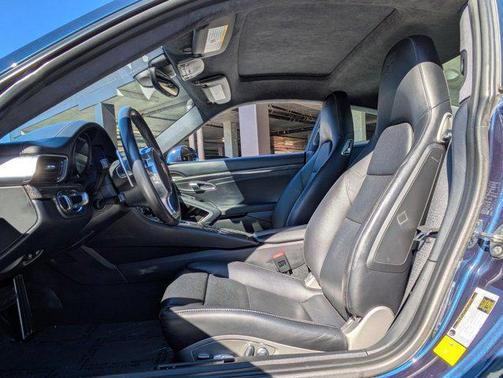 2015 Porsche 911 Carrera 4S