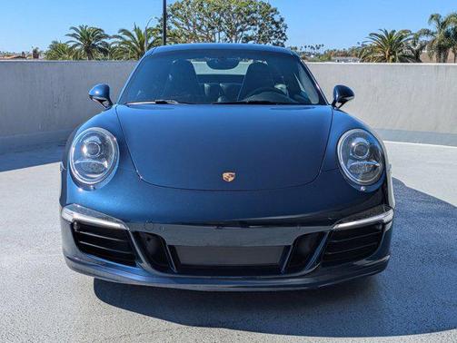 2015 Porsche 911 Carrera 4S