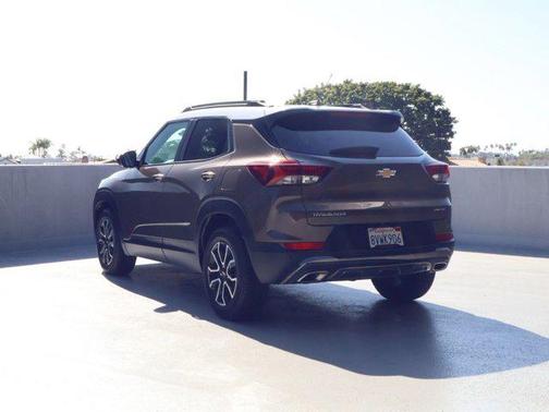 Zeus Bronze Metallic 2021 Chevrolet Trailblazer ACTIV