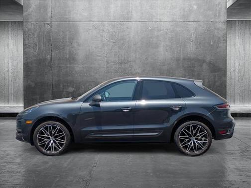 2024 Porsche Macan Base