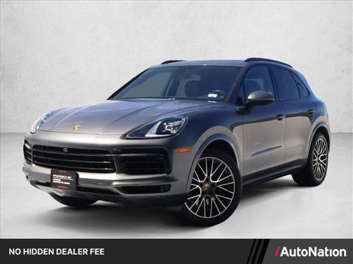 Paint to Sample 2023 Porsche Cayenne Platinum Edition