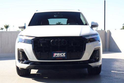 2025 Audi Q7 55 Prestige