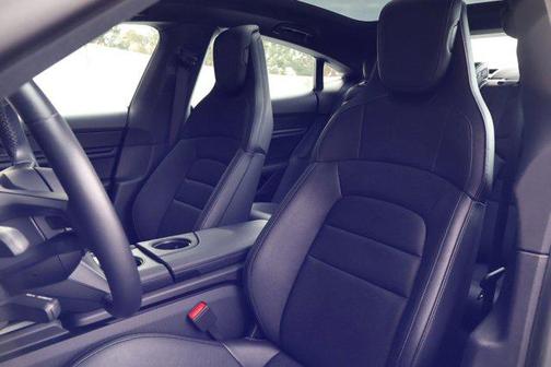 2024 Porsche Taycan RWD