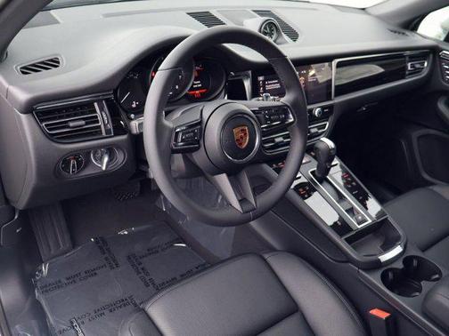 Chalk 2026 Porsche Macan Macan