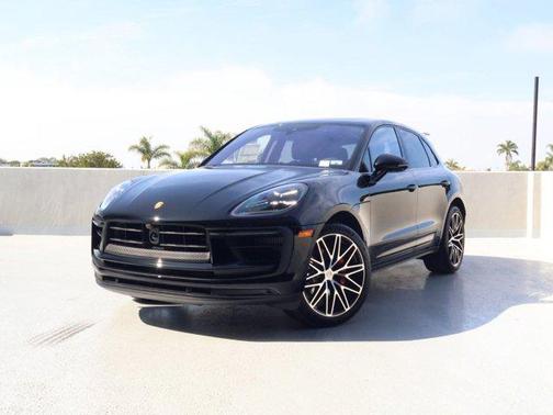 2026 Porsche Macan Macan