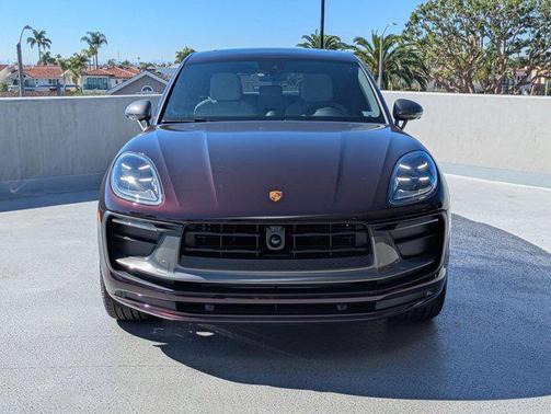 2026 Porsche Macan T