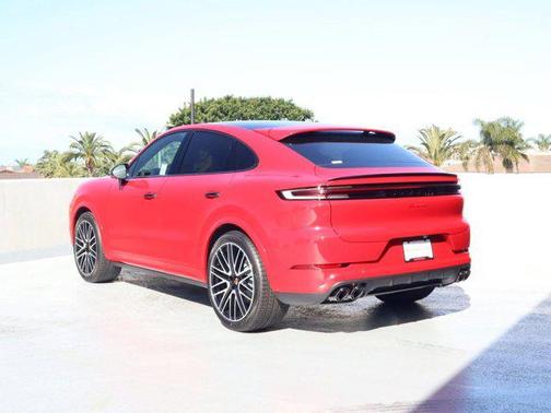 Carmine Red 2026 Porsche Cayenne Cayenne