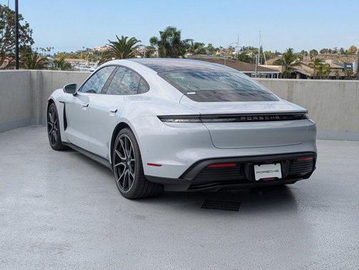 2025 Porsche Taycan 4