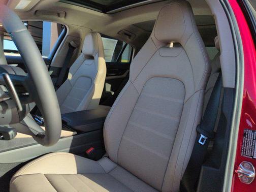 2026 Porsche Panamera RWD