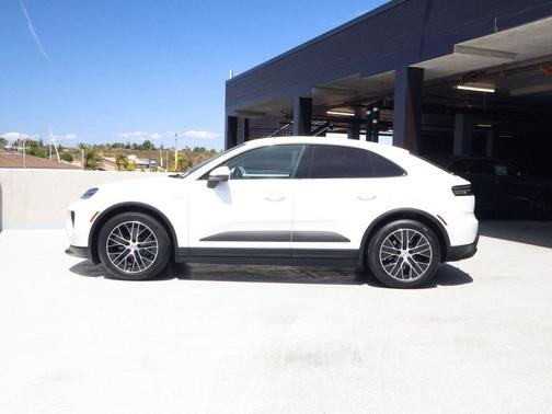 White 2025 Porsche Macan Macan Electric