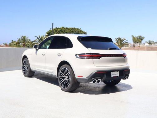 Chalk 2026 Porsche Macan Macan
