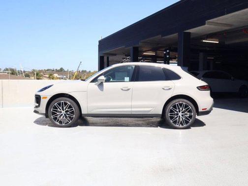 Chalk 2026 Porsche Macan Macan