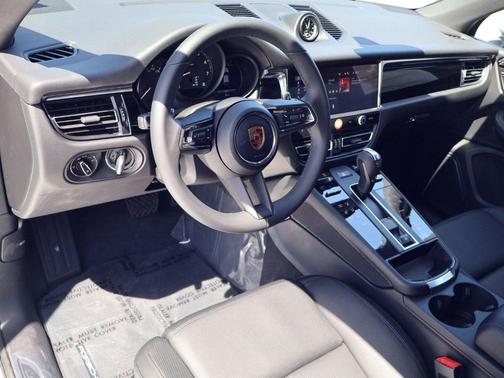 Chalk 2026 Porsche Macan Macan
