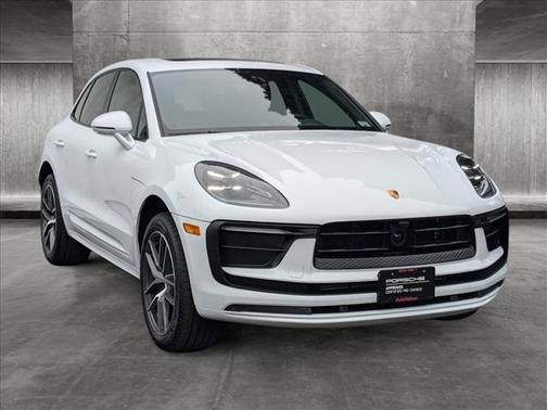 2024 Porsche Macan AWD