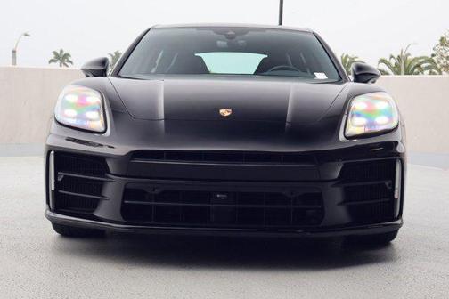 2024 Porsche Panamera 4