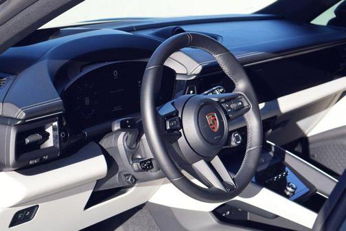 2024 Porsche Macan 4