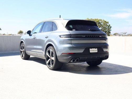 2026 Porsche Cayenne Cayenne